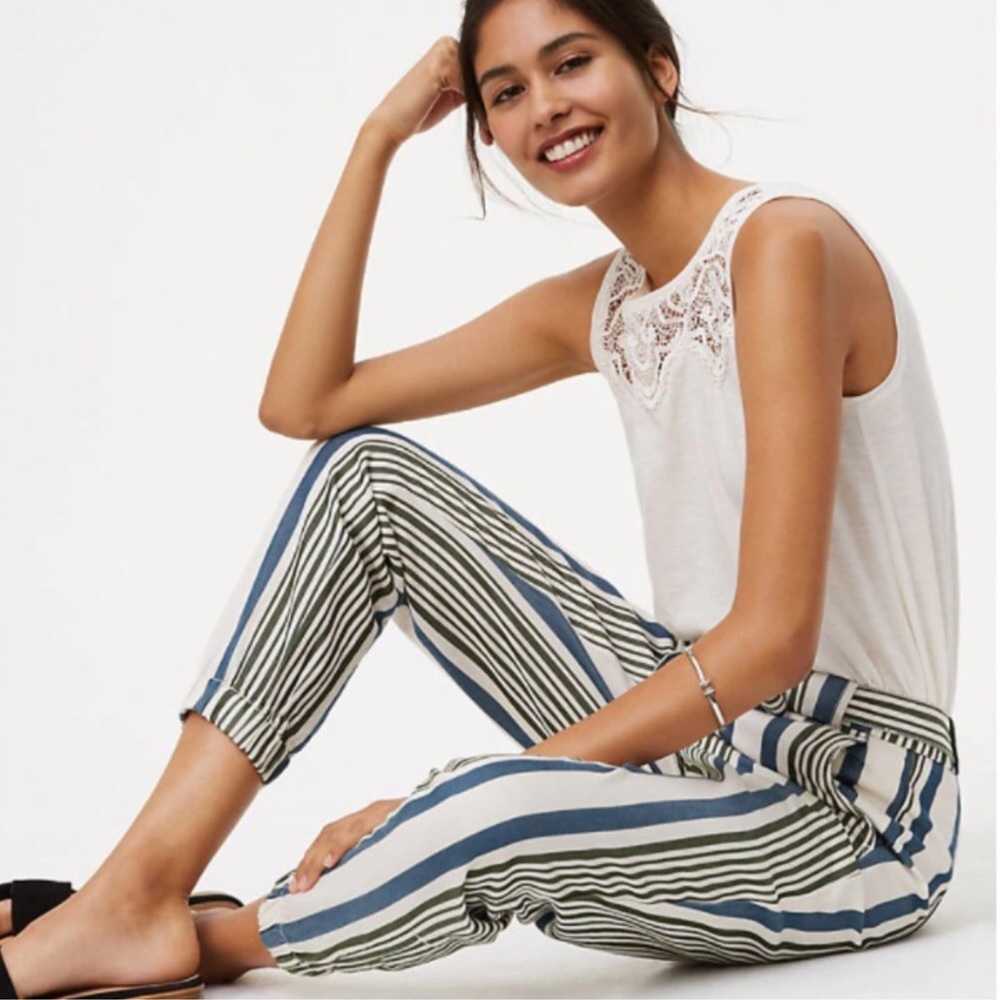 LOFT by Ann Taylor Trousers Striped Pants - 12